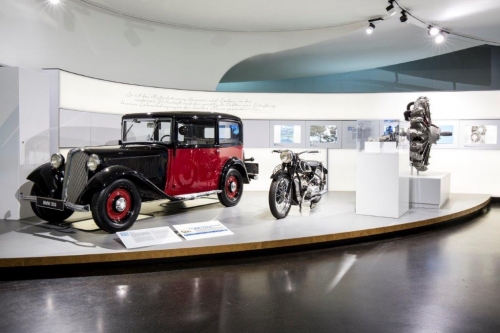 A BMW Múzeum bemutatja: 100 Mestermű...